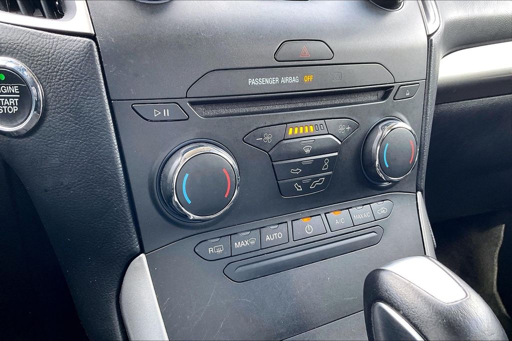 Used 2018 Ford Edge SEL 4D Sport Utility