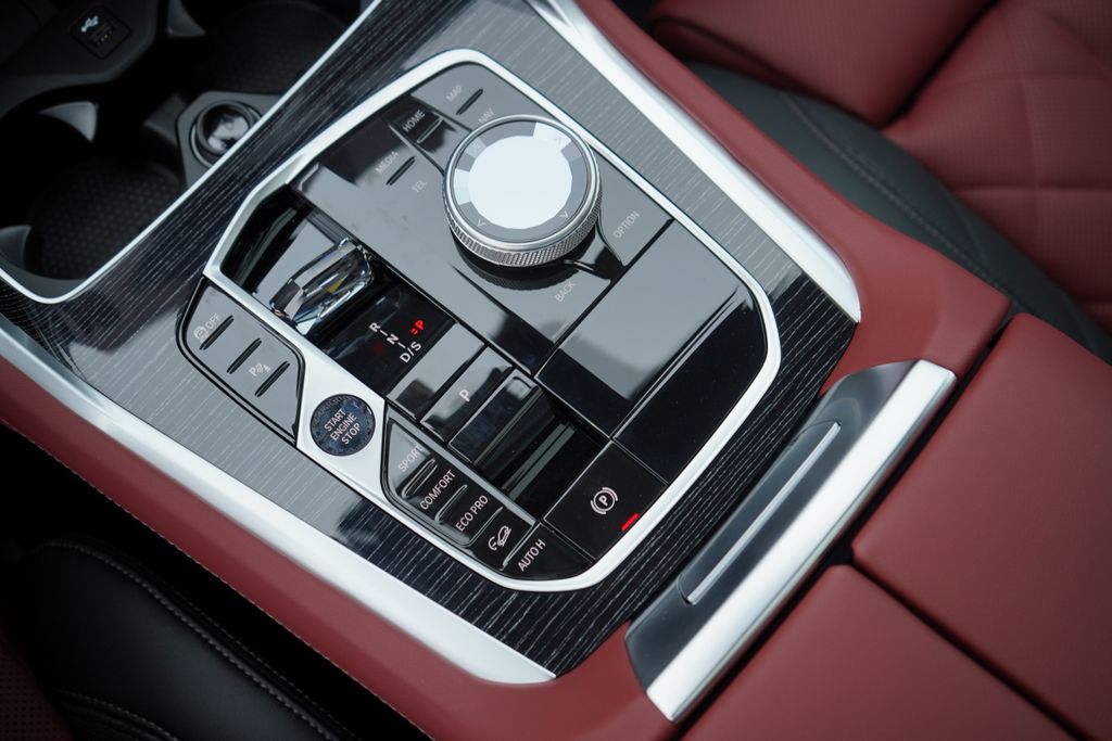 Thumbnail: 2026 BMW X6 - 18