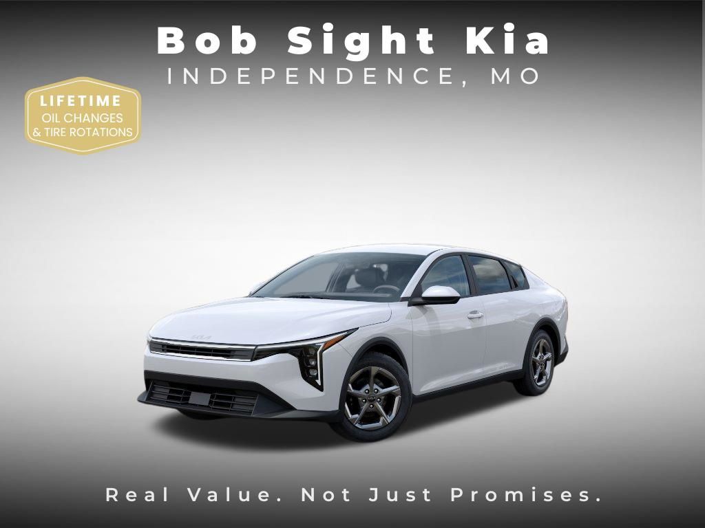 2026 Kia K4 LXS
