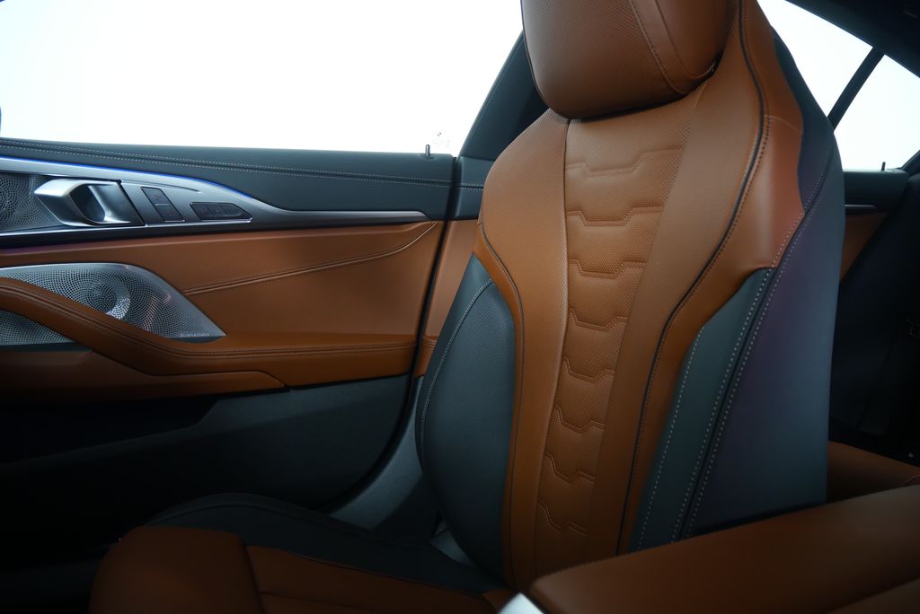 Thumbnail: 2026 BMW 8 Series - 24