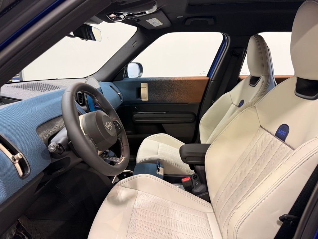 Thumbnail: 2025 MINI Cooper Countryman - 12