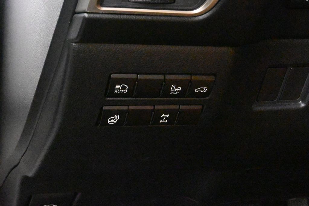 2020 Lexus NX 300 29