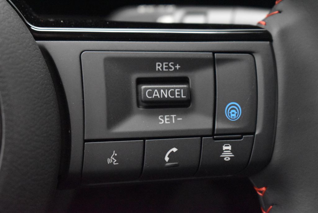 Thumbnail: 2026 Nissan Kicks - 16