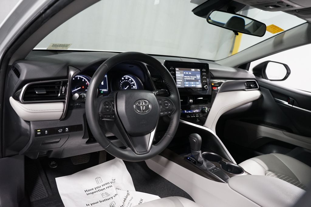 Thumbnail: 2023 Toyota Camry - 11