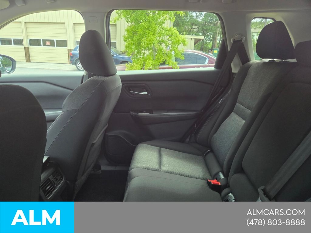 Used 2025 Blue Nissan SV image 5