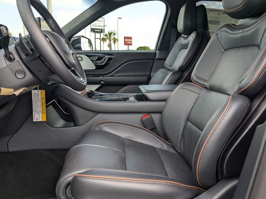 2025 Lincoln Aviator Black Label