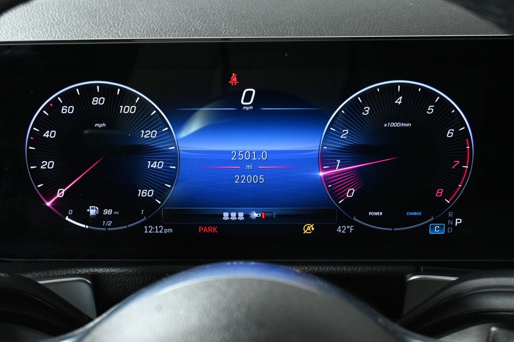 Thumbnail: 2024 Mercedes-Benz GLB - 20