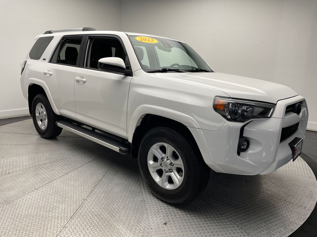 2023 Toyota 4Runner SR5 3