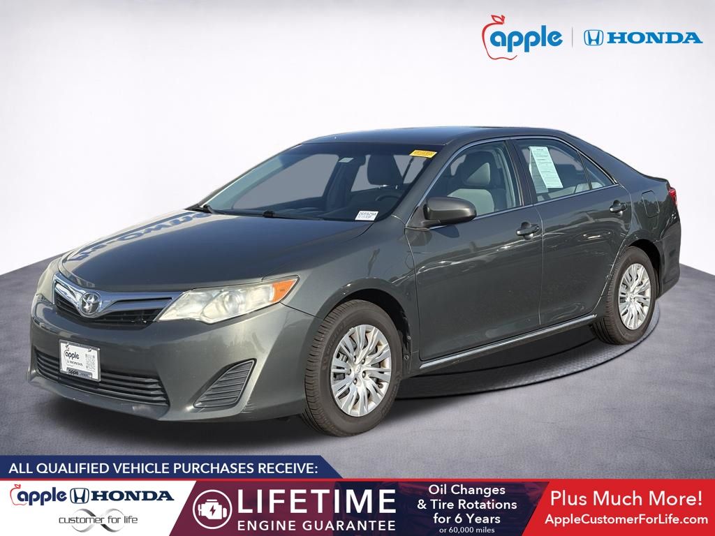 2014 Toyota Camry LE
