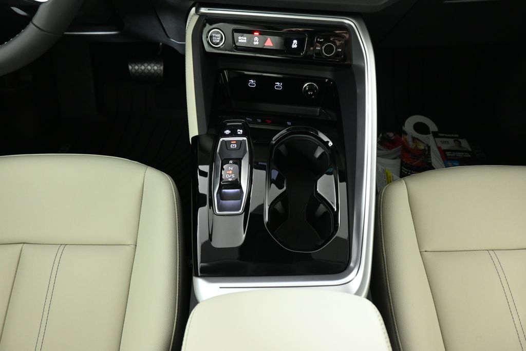 Thumbnail: 2025 Audi Q5 - 19