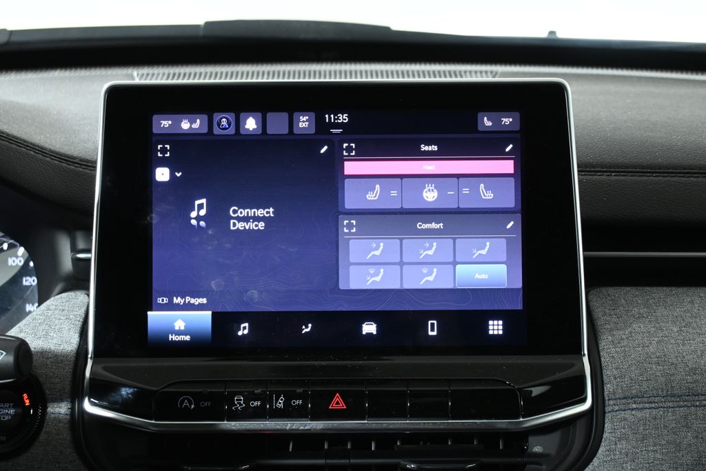 Thumbnail: 2022 Jeep Compass - 21