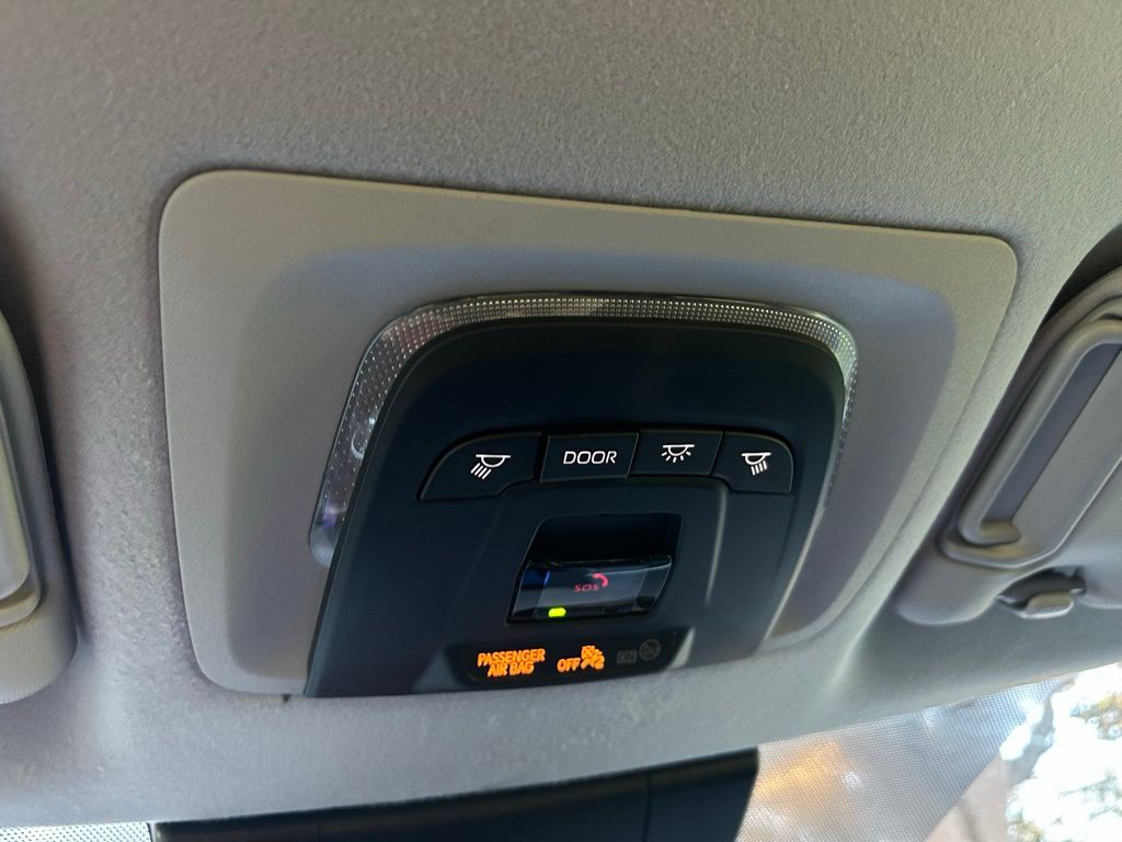 Thumbnail: 2023 Toyota Corolla Cross - 28