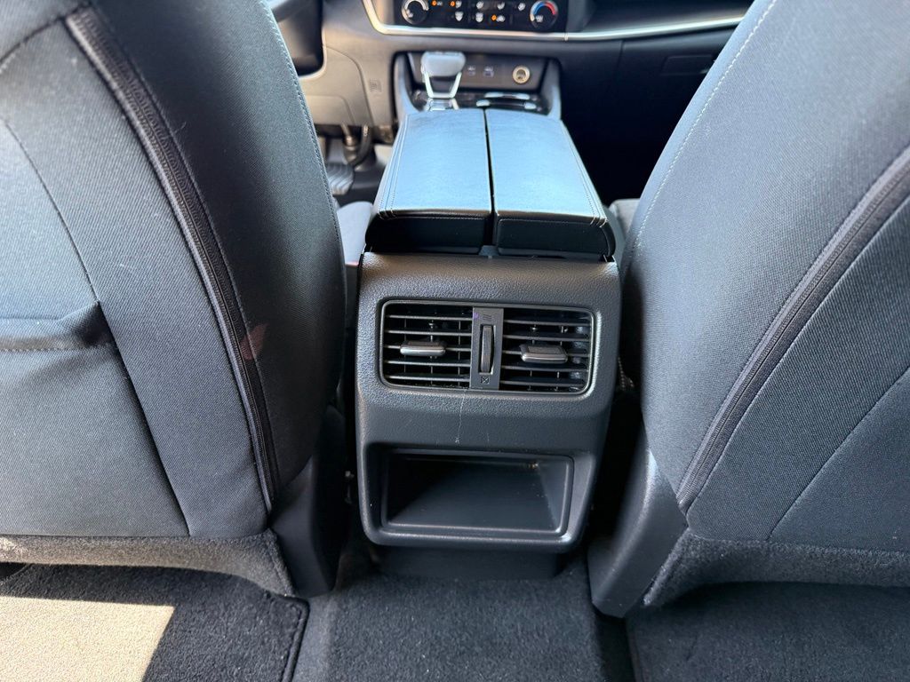 Thumbnail: 2021 Nissan Rogue - 24