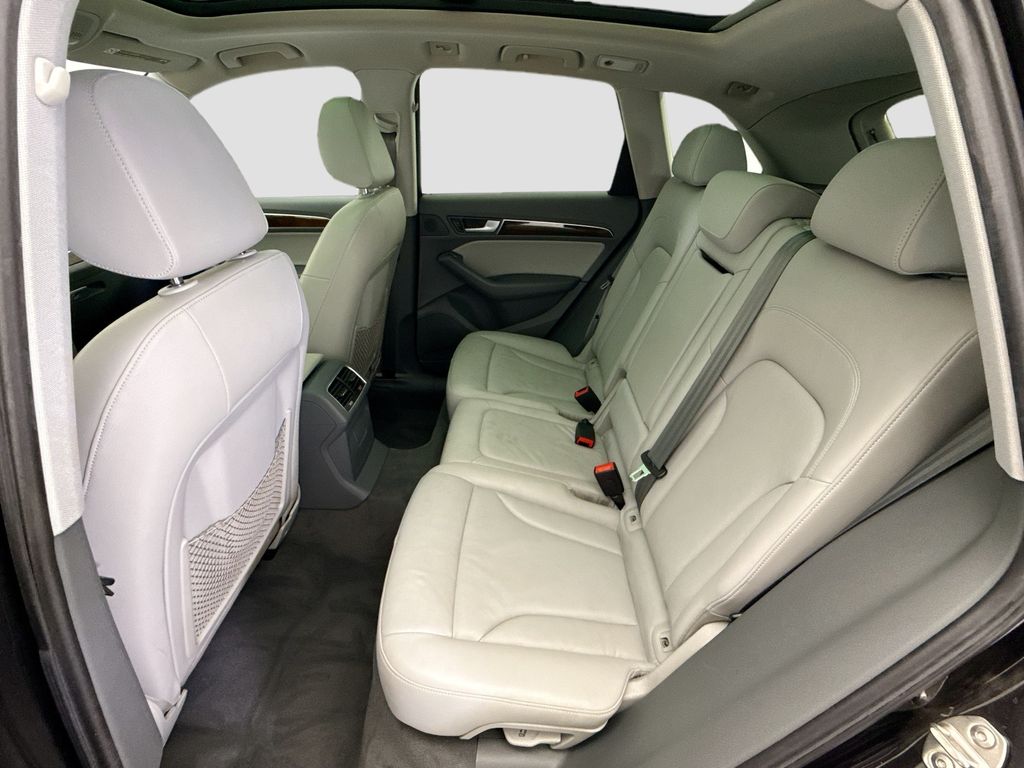 Thumbnail: 2017 Audi Q5 - 18