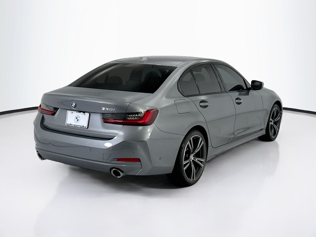 Thumbnail: 2023 BMW 3 Series - 5