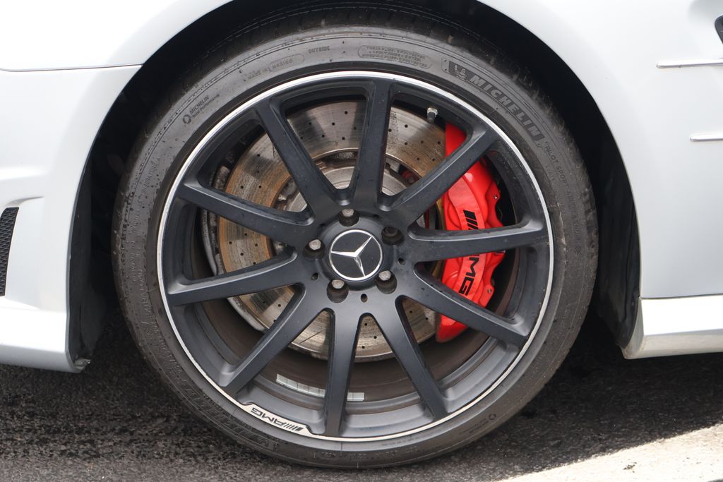 Thumbnail: 2013 Mercedes-Benz SL-Class - 11