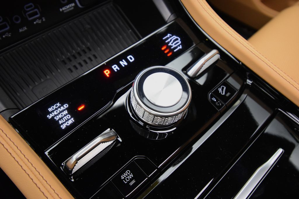 new 2026 Jeep Grand Cherokee L car, priced at $62,321