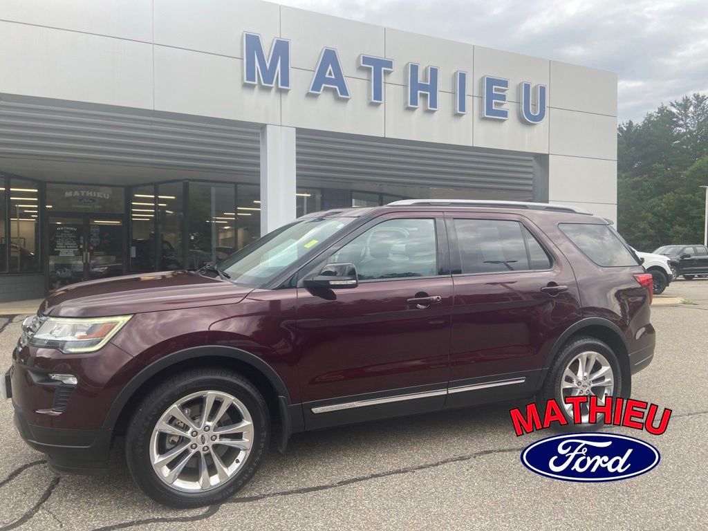 Red (Burgundy Velvet Metallic Tinted Clearcoat) 2018 Ford Explorer SUV / Crossover All-Wheel Drive 6-Speed Automatic