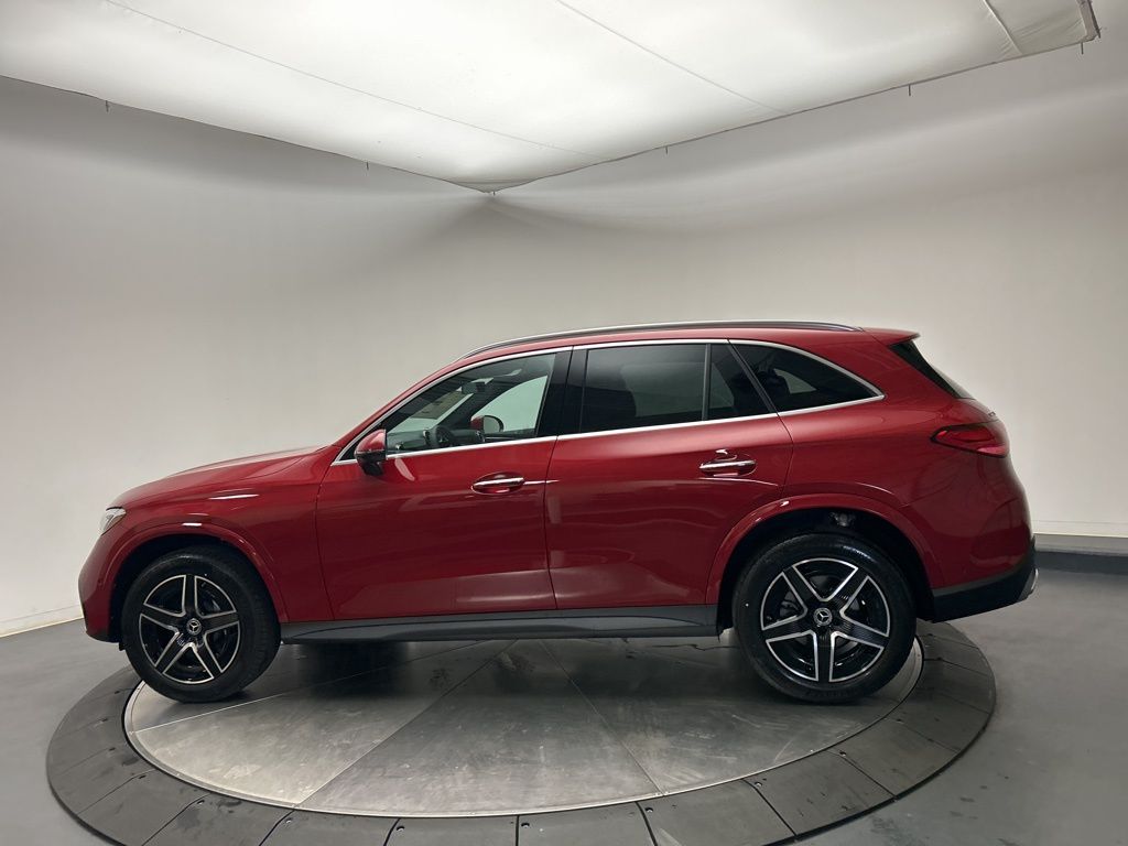 Thumbnail: 2026 Mercedes-Benz GLC - 4