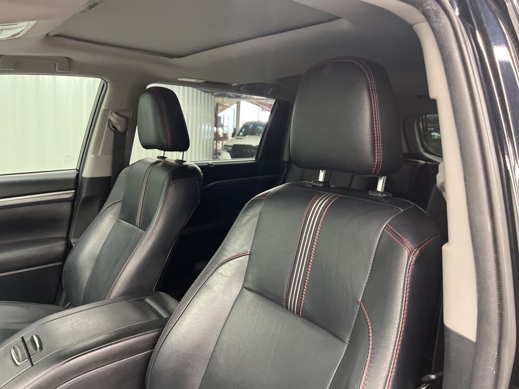 2019 Toyota Highlander SE Black at Cook Ford