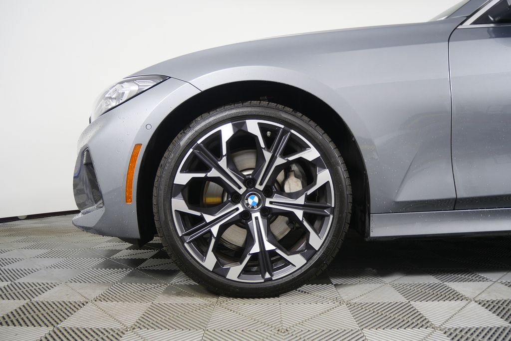 Thumbnail: 2025 BMW 3 Series - 7