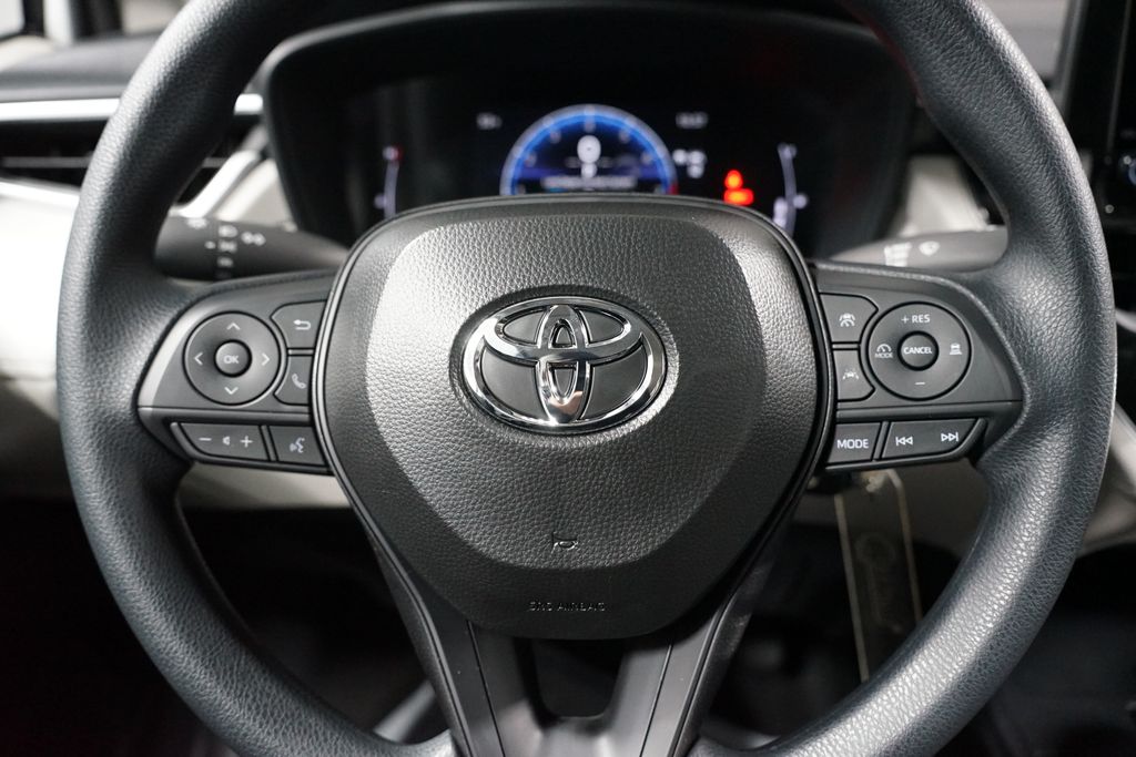 Thumbnail: 2026 Toyota Corolla Cross - 12