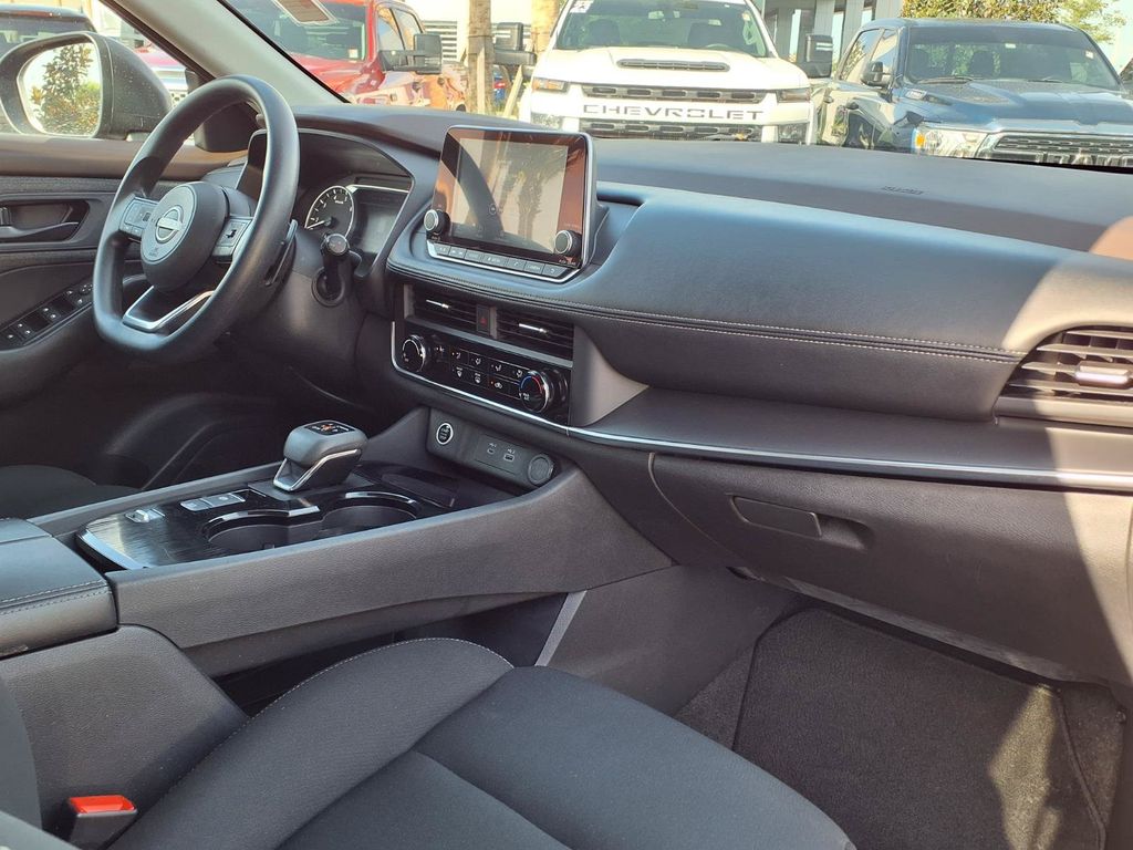 Used 2023 Nissan Rogue SUV