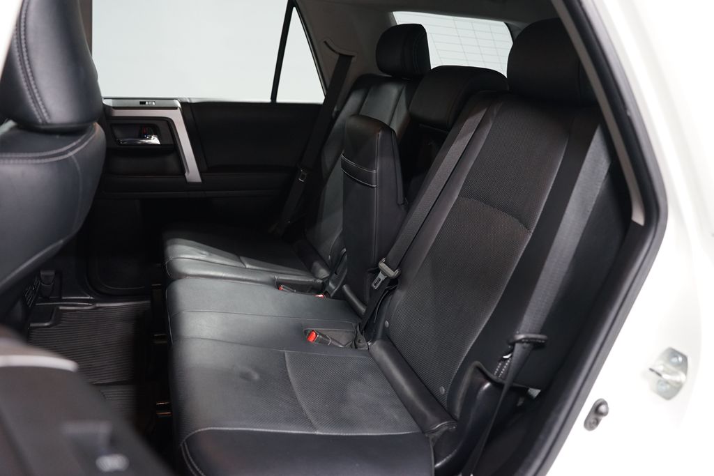 Thumbnail: 2022 Toyota 4Runner - 31