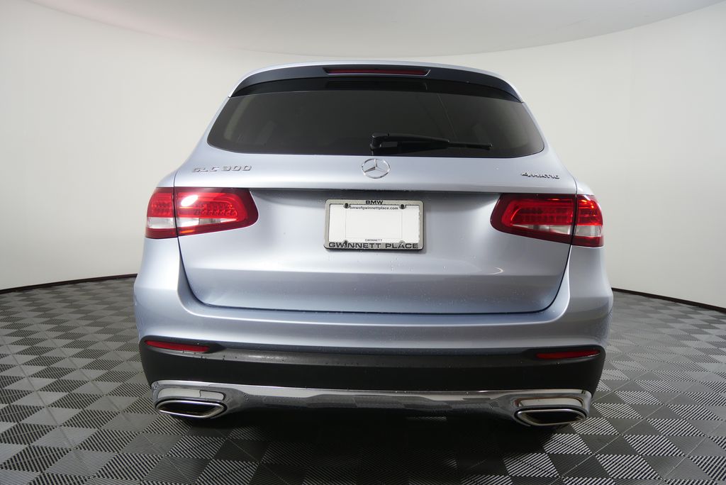 Thumbnail: 2017 Mercedes-Benz GLC - 4