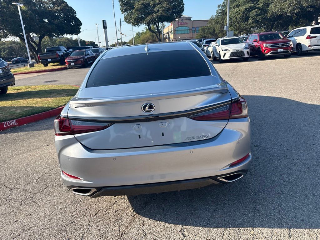 Thumbnail: 2024 Lexus ES - 4