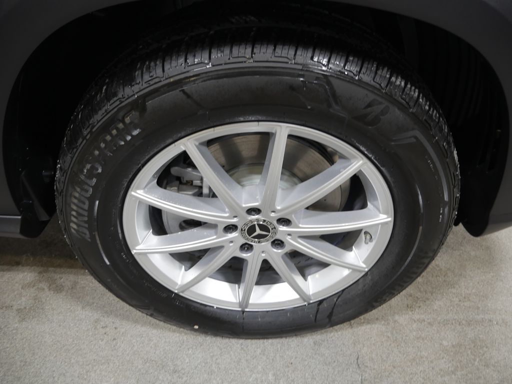 Thumbnail: 2026 Mercedes-Benz GLE - 15