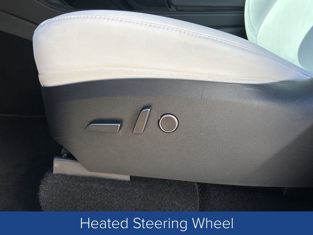 2024 Tesla Model Y Performance Dual Motor All-Wheel Drive