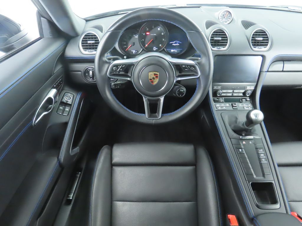 Thumbnail: 2024 Porsche 718 Cayman - 13