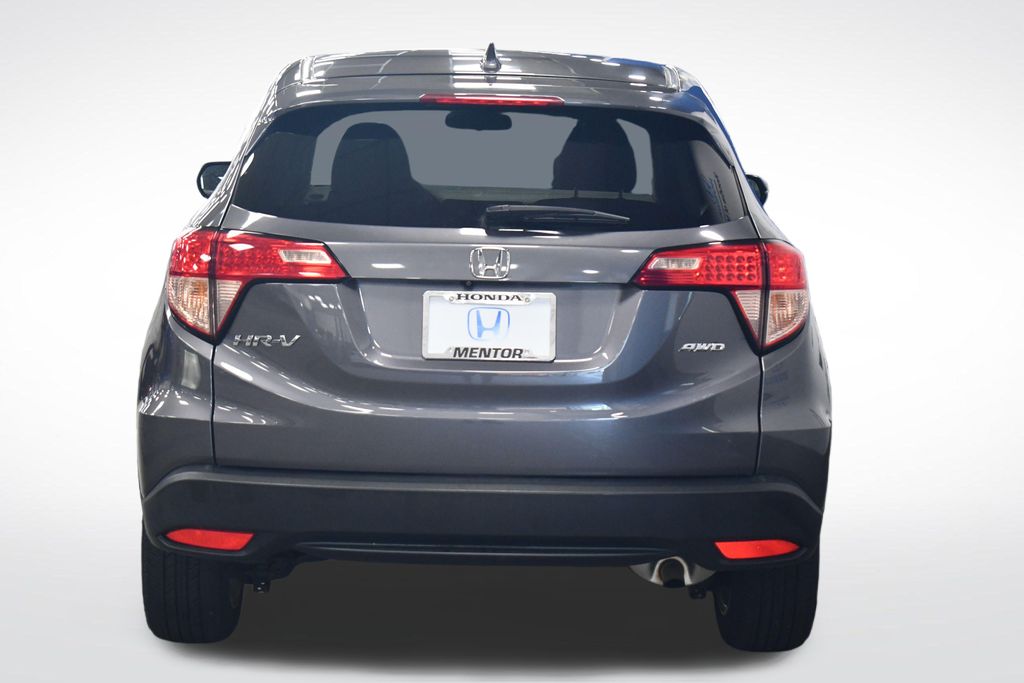 Thumbnail: 2016 Honda HR-V - 4