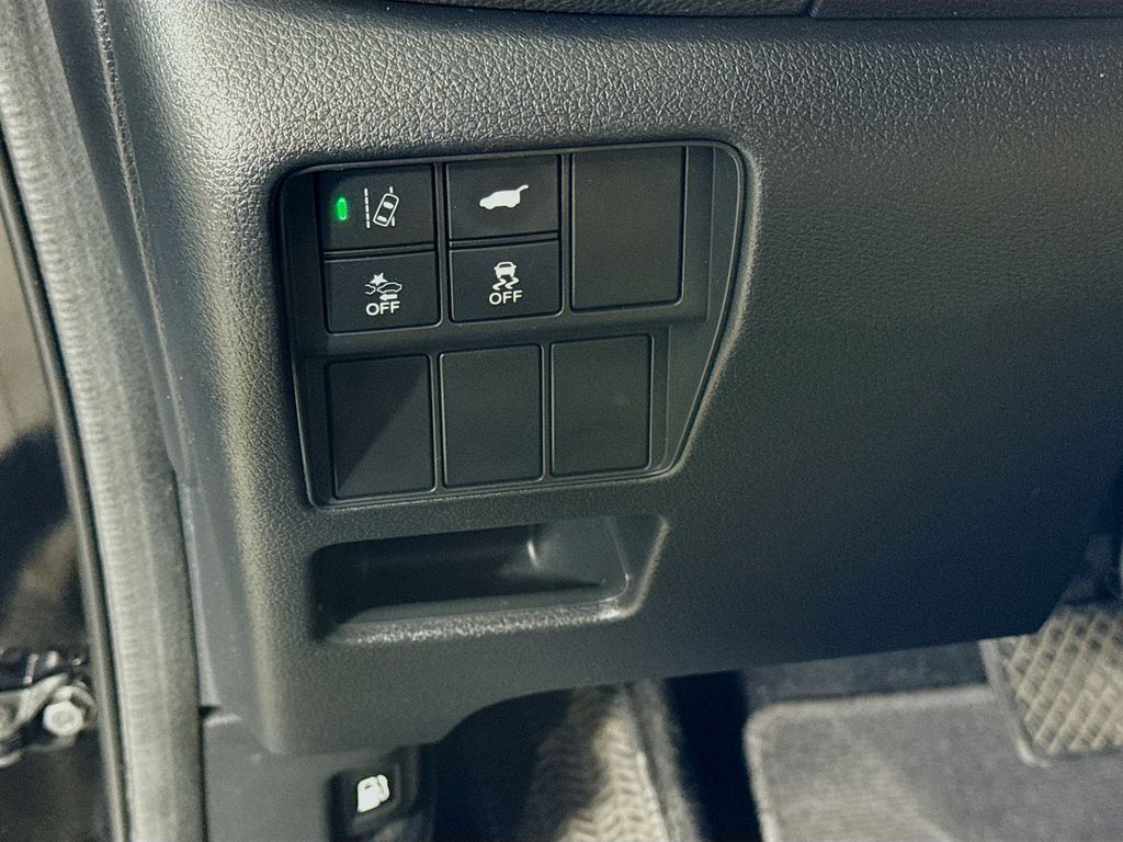 Thumbnail: 2018 Honda CR-V - 10