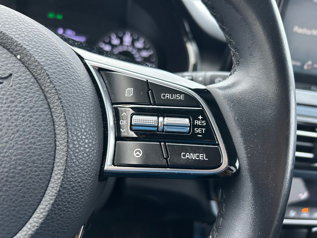 Thumbnail: 2023 Kia Seltos - 18