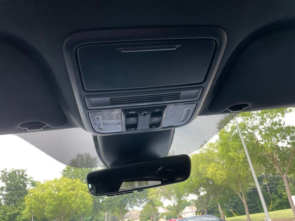 Thumbnail: 2026 Honda Odyssey - 16