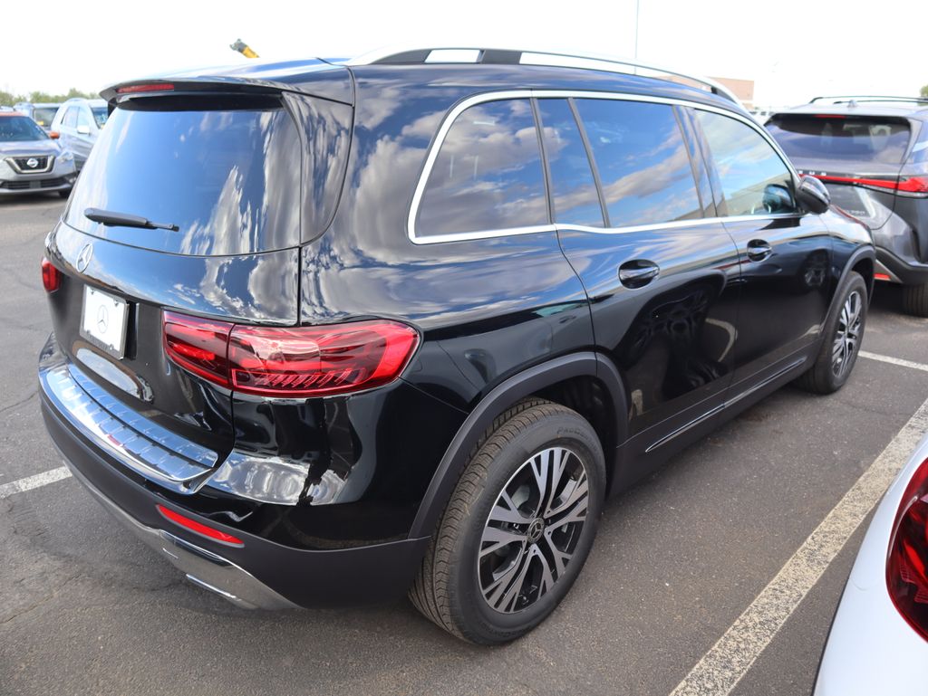 Thumbnail: 2026 Mercedes-Benz GLB - 3
