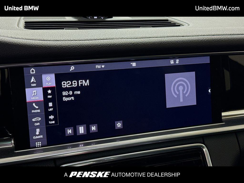 Thumbnail: 2019 Porsche Panamera - 8