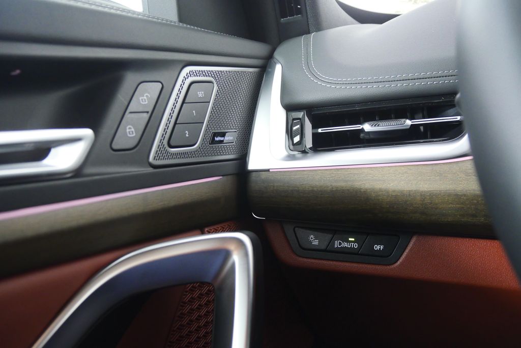 Thumbnail: 2026 BMW X1 - 18