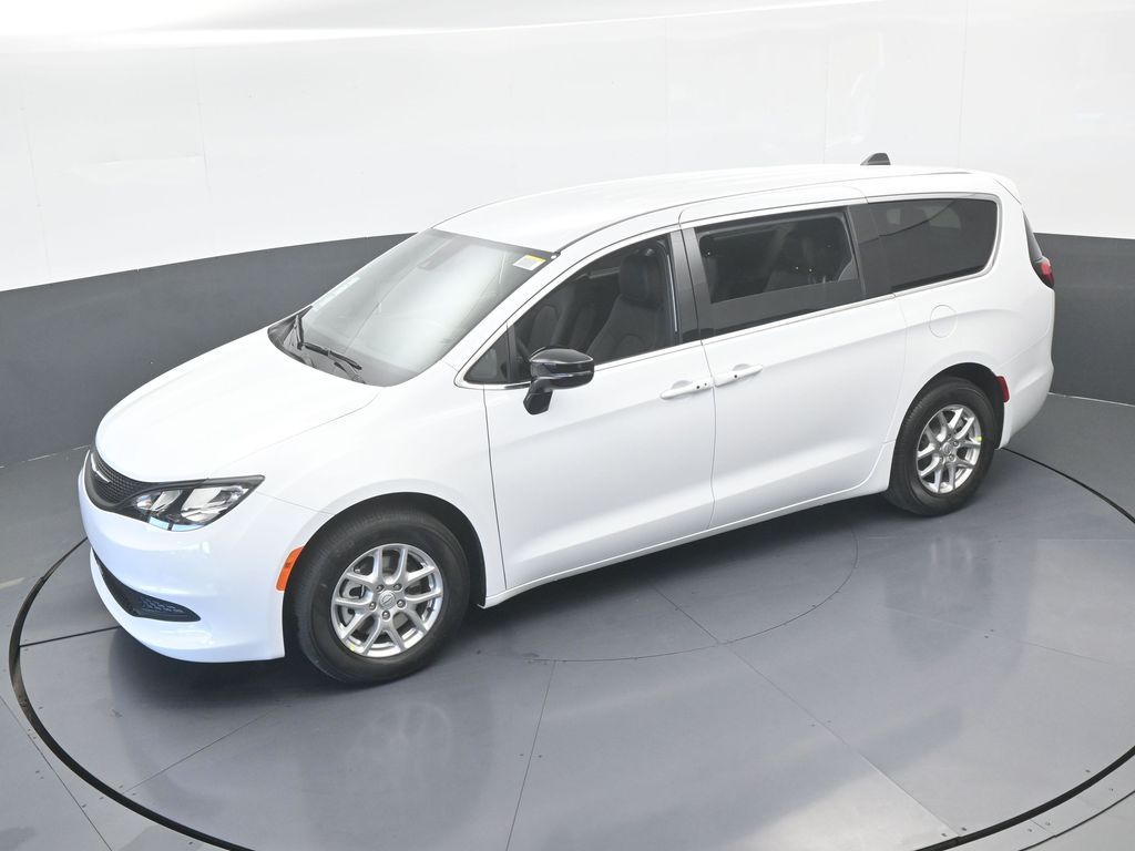New 2026 Bright White Clearcoat Chrysler LX image 43