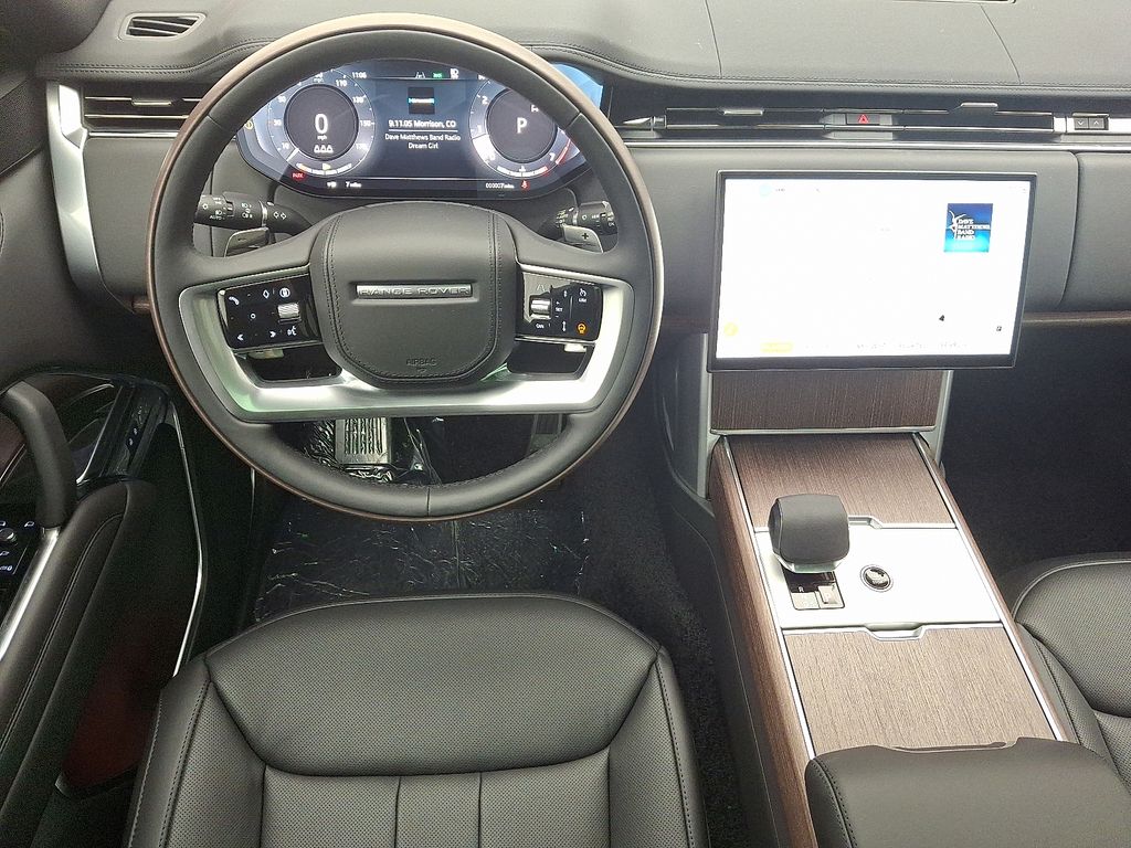 Thumbnail: 2026 Land Rover Range Rover - 8