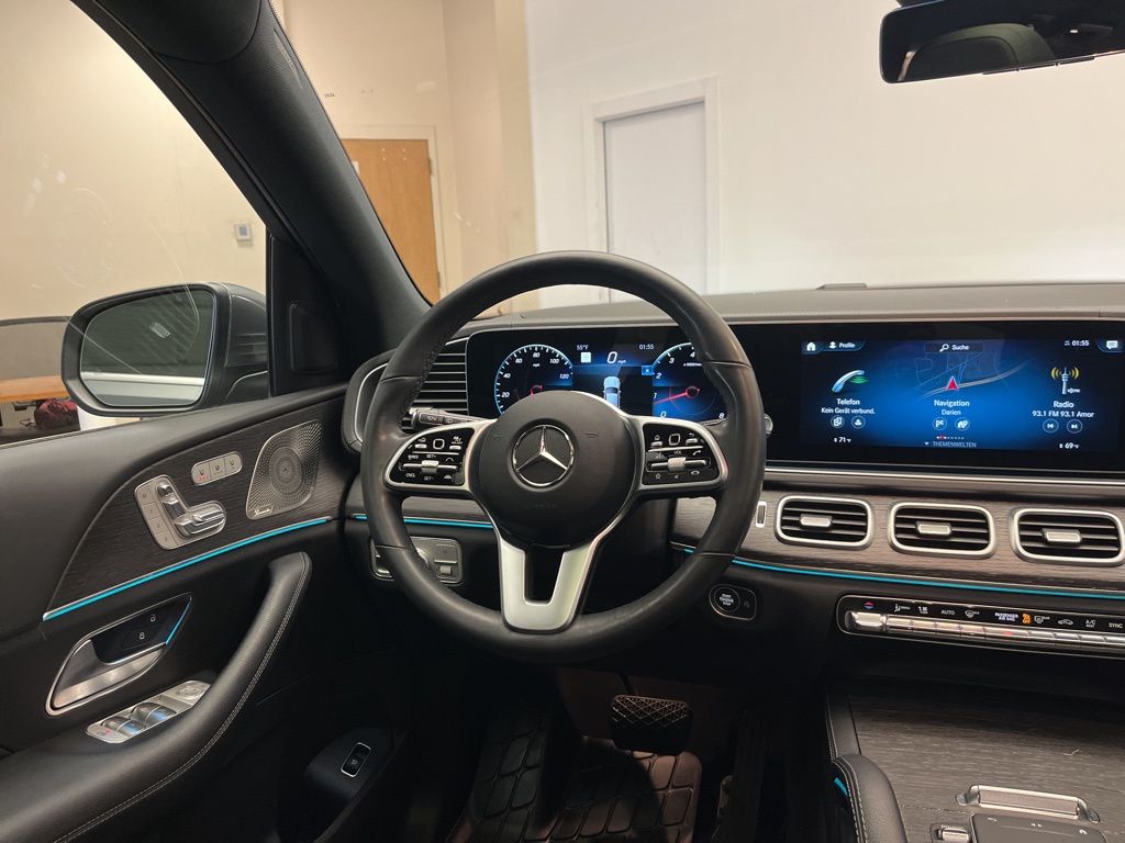 Thumbnail: 2022 Mercedes-Benz GLS - 26