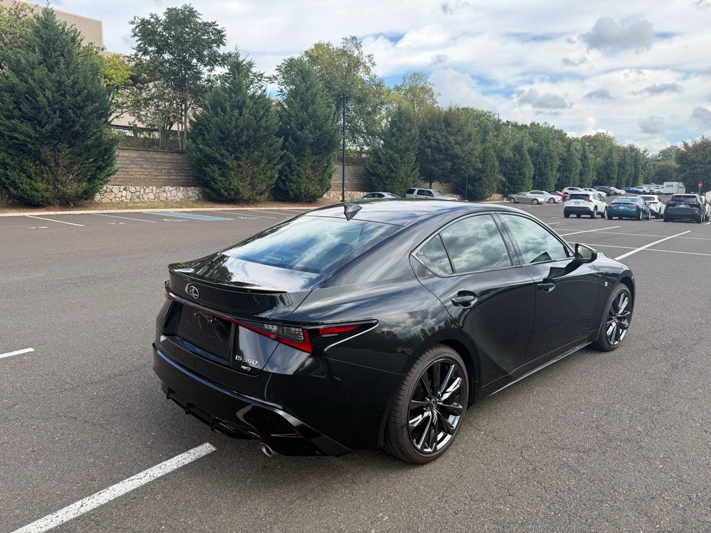 2025 Lexus IS 350 F SPORT AWD photo 4