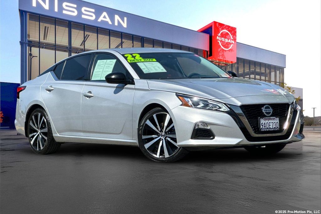 Used 2022 Nissan Altima SR with VIN 1N4BL4CV6NN344432 for sale in Corona, CA