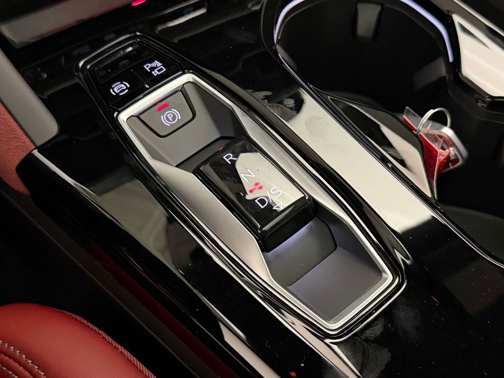 Thumbnail: 2026 Audi SQ5 - 29