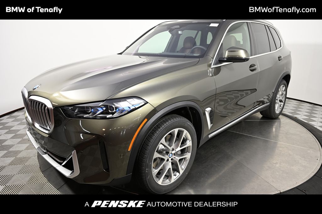 2025 BMW X5 xDrive40i Hero Image