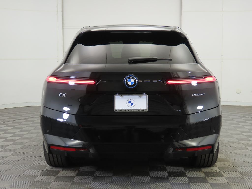 Thumbnail: 2024 BMW iX - 6