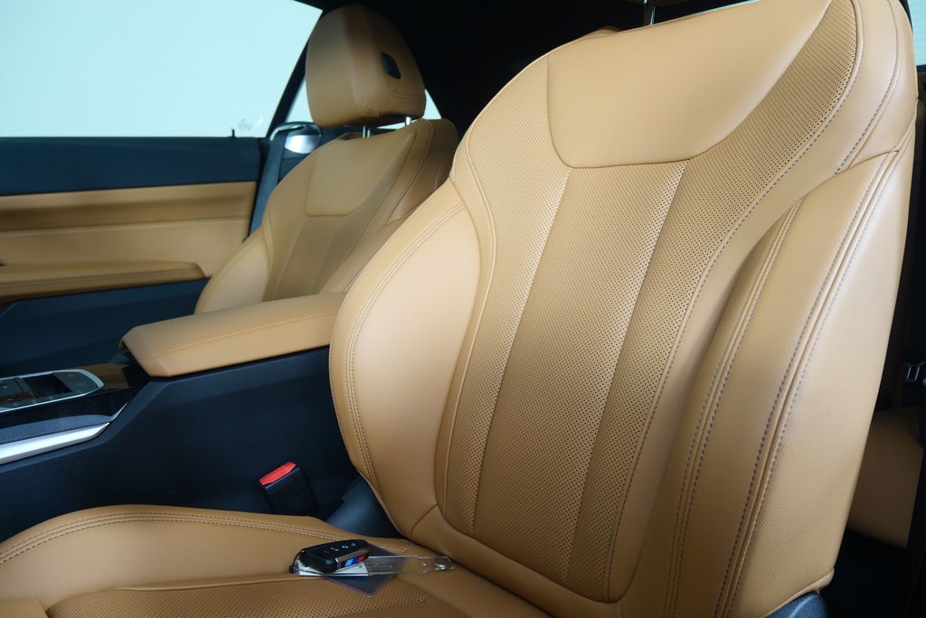 Thumbnail: 2024 BMW 4 Series - 13