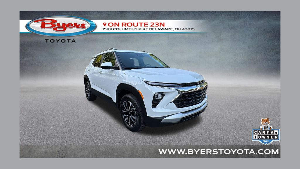 Summit White 2025 Chevrolet Trailblazer SUV / Crossover Four-Wheel Drive 9-Speed Automatic